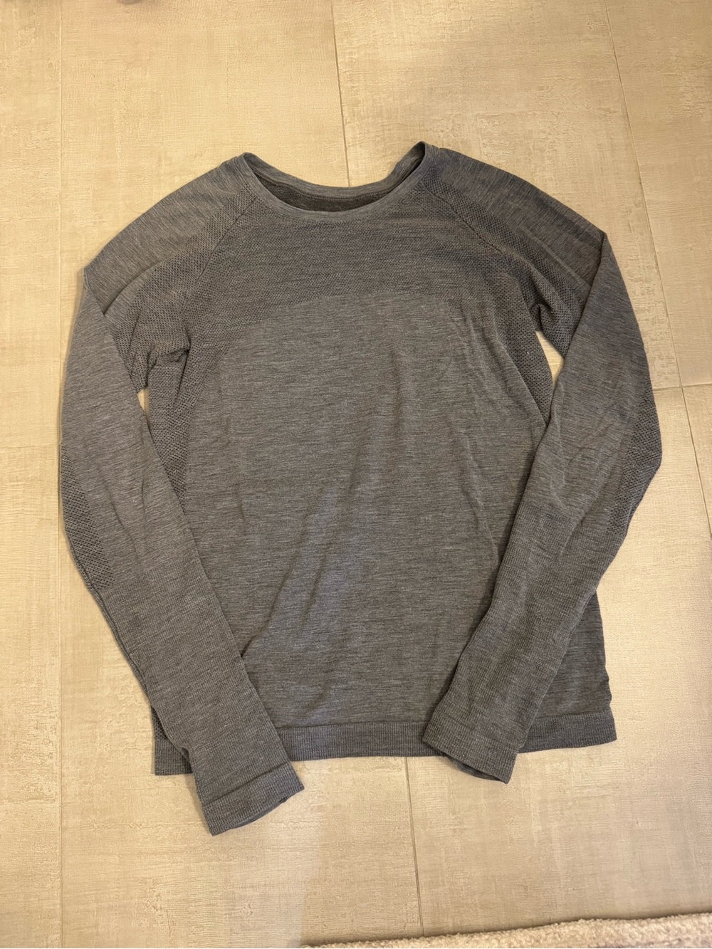 Lululemon Swiftly Tech Long Sleeve Shirt